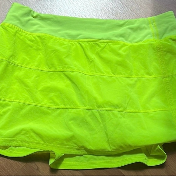 Lululemon Athletica Yellow Skater Mini Skirt - Picture 3 of 3